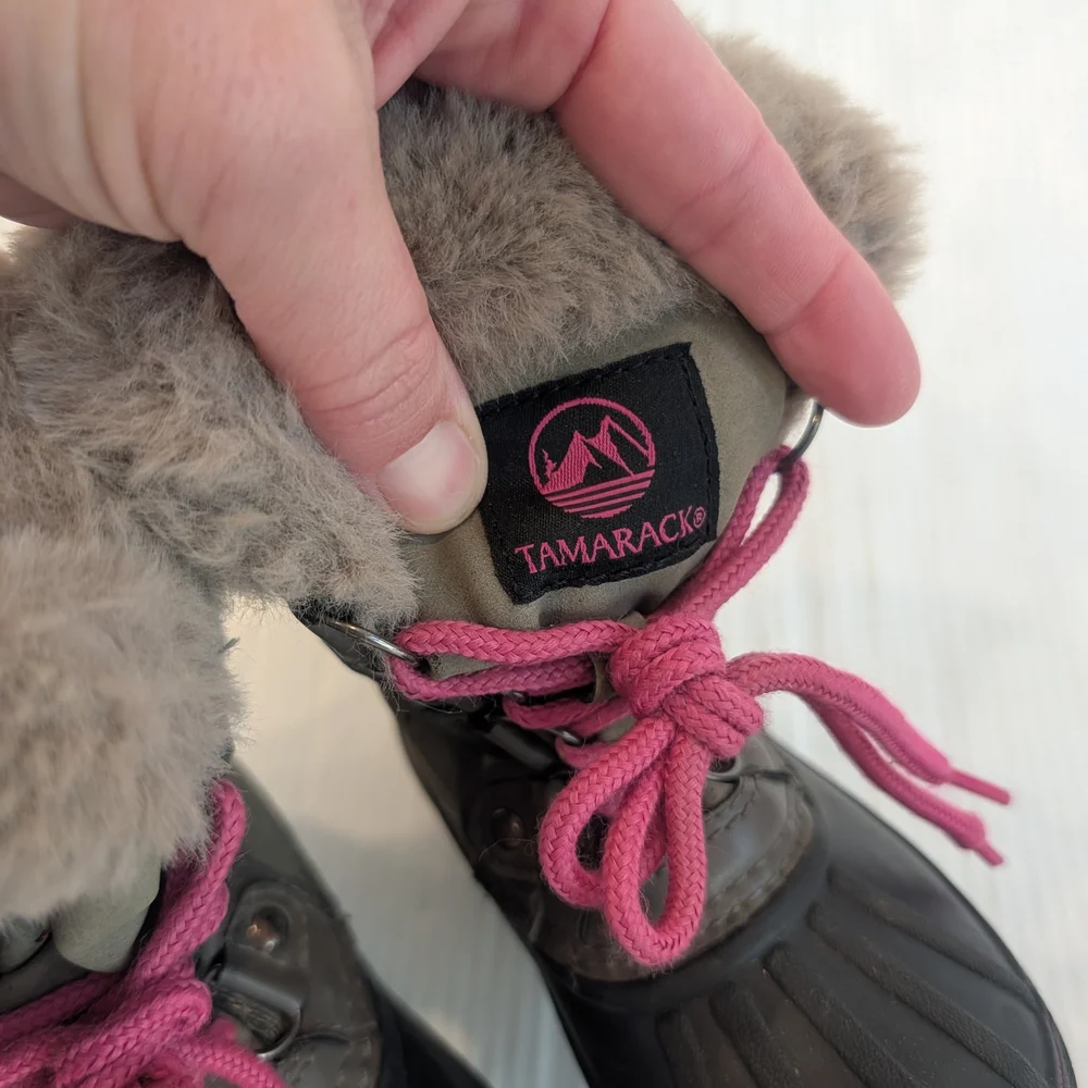 TAMARACK Girls Gray Fur-Lined Lace-up Winter Snow Boots Size 8